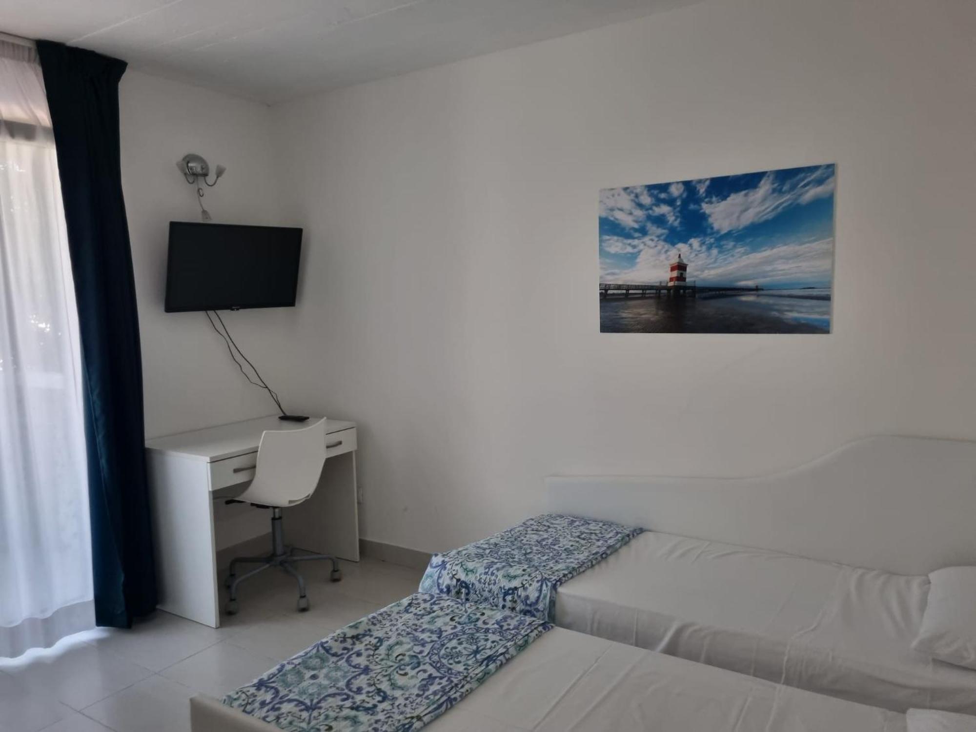 Appart-Hotel Holiday Lignano Sabbiadoro Exterior photo